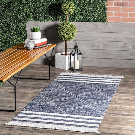 Nuloom Roberge Coastal Indoor/Outdoor Area Rug 2ft 6in x 8ft BDSI09A-2608